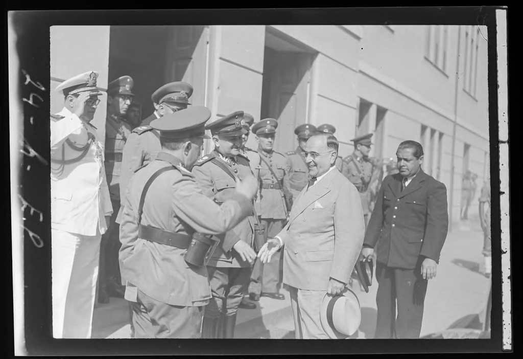 Chegada de Getúio Vargas à EsAO.